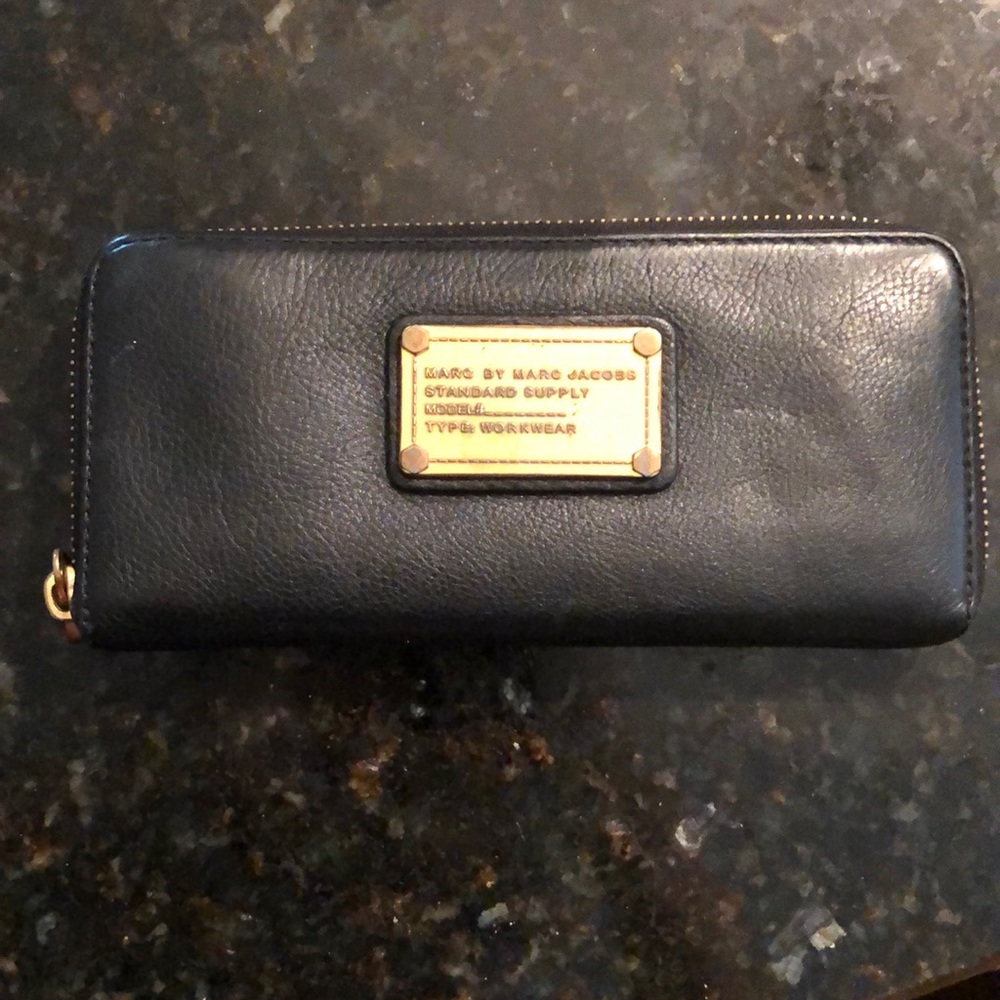 Marc Jacobs wallet